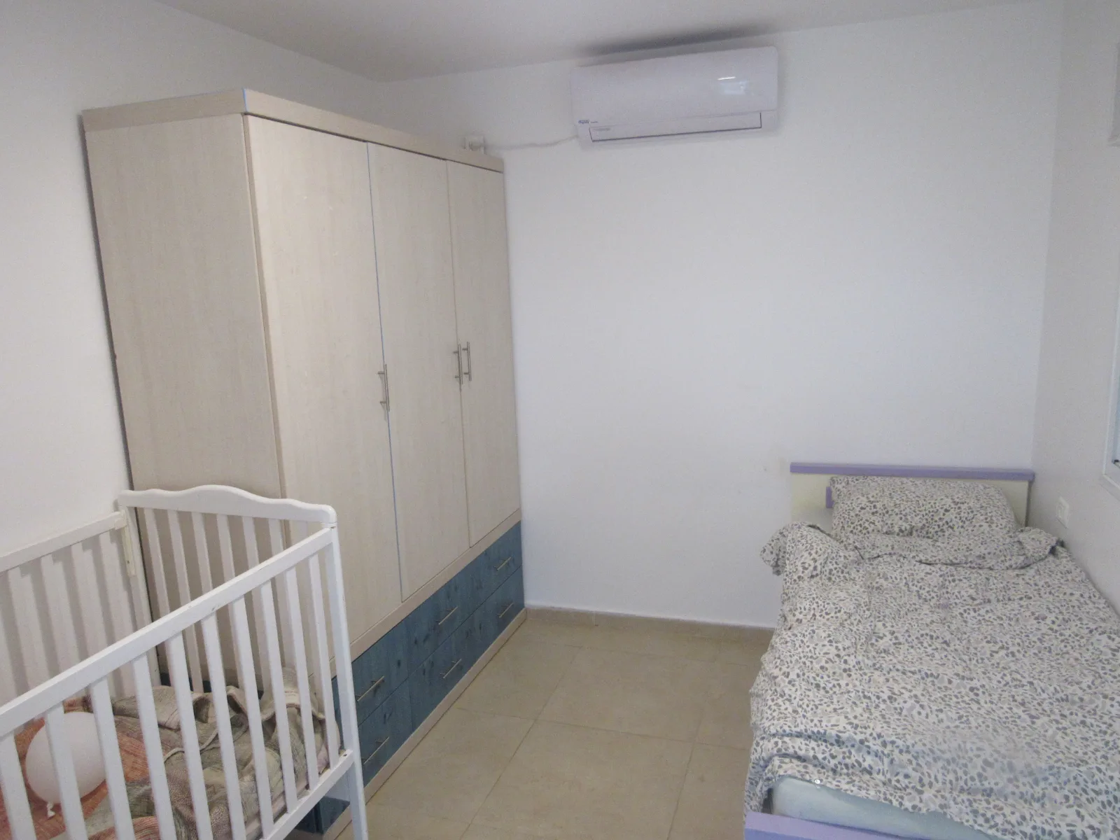 Apartment 3 rooms closed furnished yard with a view of the Dead Sea